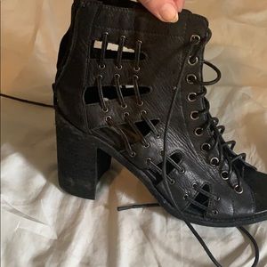 Lace up open toe Steve Madden heels